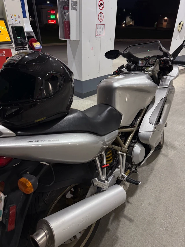 1998 Ducati, 36.000 km, Import Kanada — Foto 4 z 5