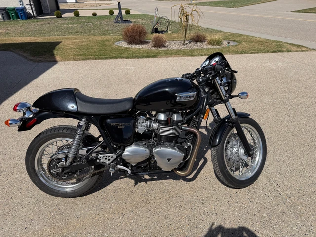 2014 Triumph, 5.835 km, Import Kanada — Foto 3 z 5