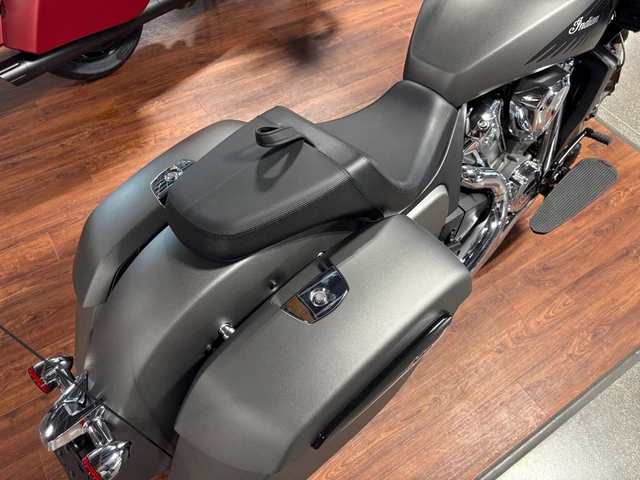 2024 Indian, Import Kanada — Foto 4 z 5