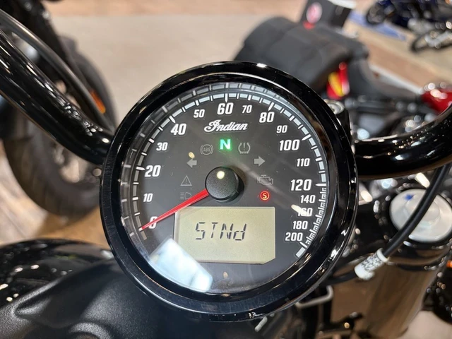 2026 Indian, 1 km, Import Kanada — Foto 3 z 3