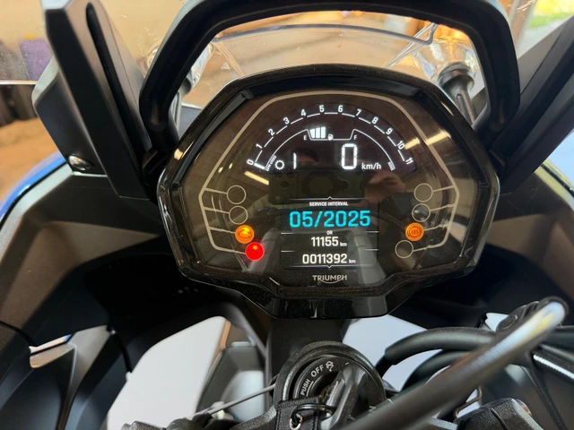 2022 Triumph, 11.000 km, Import Kanada — Foto 5 z 5