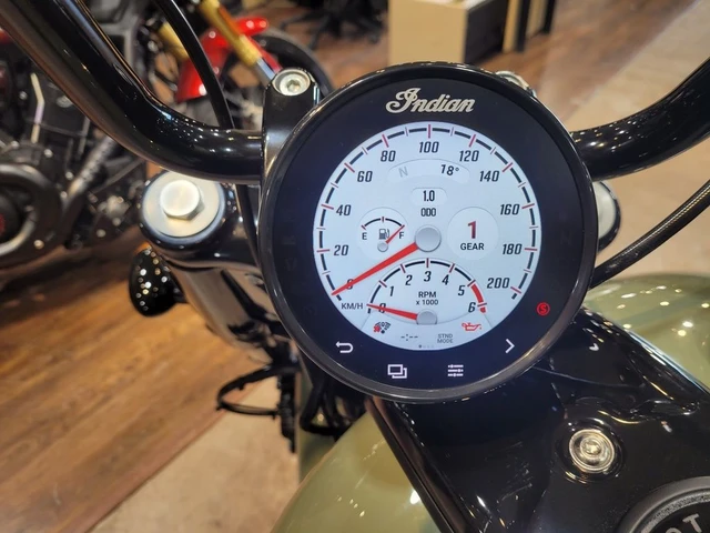 2026 Indian, grün, 10 km, Import Kanada — Foto 4 z 5