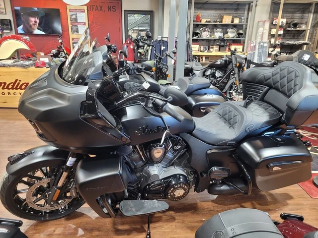 2026 Indian, schwarz, 10 km, Import Kanada — Foto 1