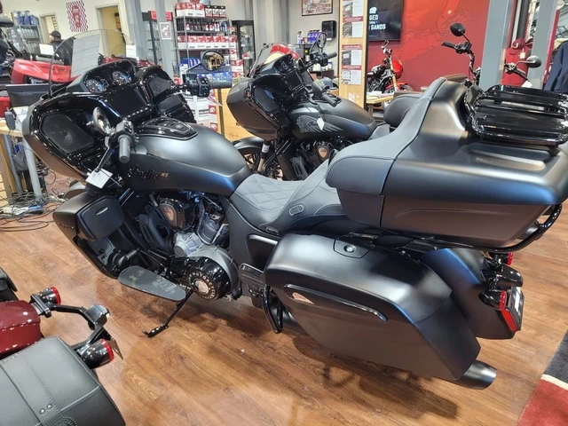 2026 Indian, schwarz, 10 km, Import Kanada — Foto 5 z 5