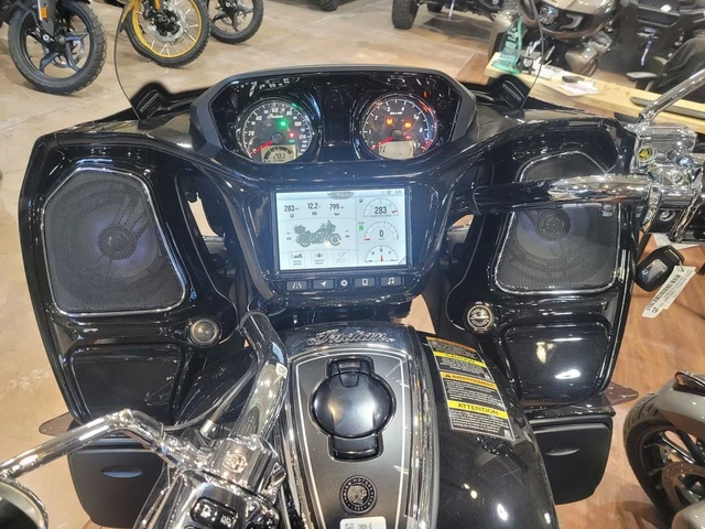 2026 Indian, schwarz, 10 km, Import Kanada — Foto 4 z 5