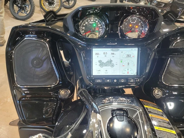 2026 Indian, schwarz, 10 km, Import Kanada — Foto 5 z 5