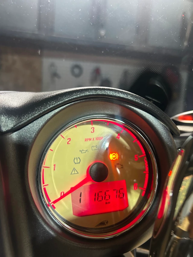 2019 Indian, 16.600 km, Import Kanada — Foto 1