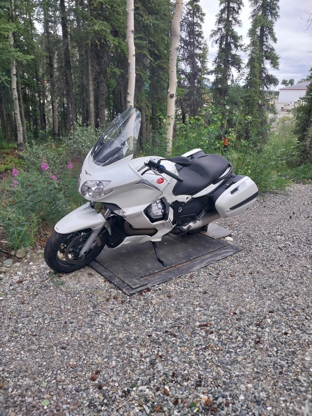 2012 Moto Guzzi, 12.600 km, Import Kanada — Foto 1