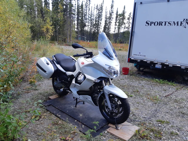 2012 Moto Guzzi, 12.600 km, Import Kanada — Foto 2 z 2