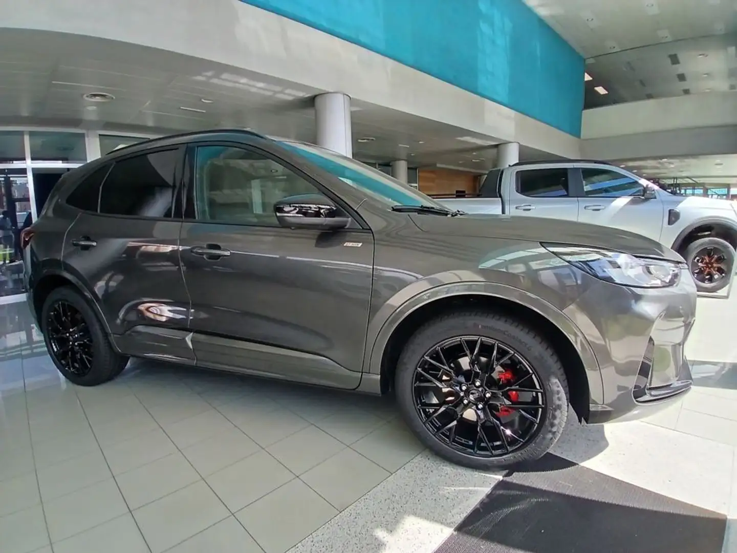 2026 Ford Kuga, 14 km, Spanien — Foto 3 z 12