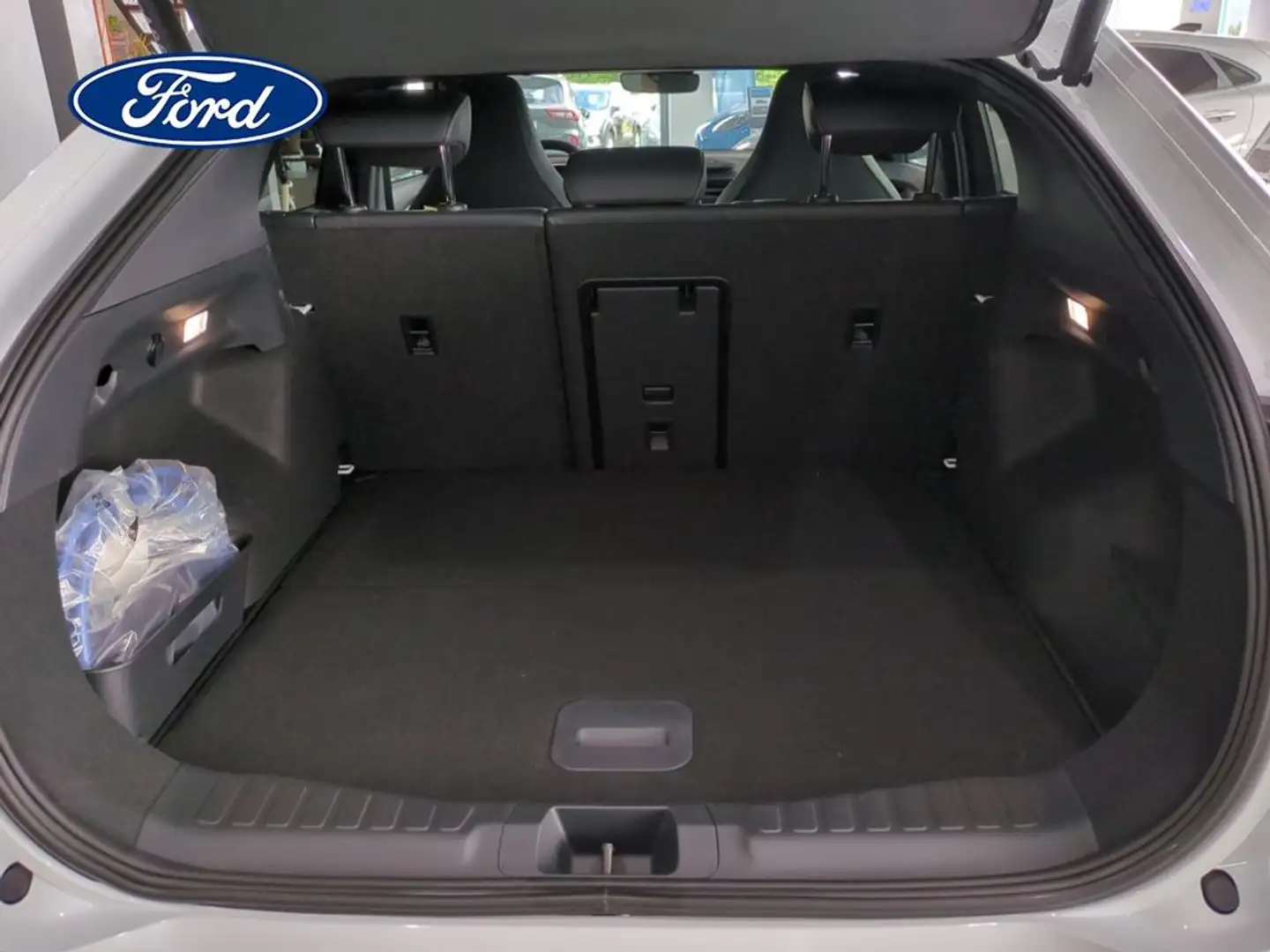 2026 Ford Capri, 10 km, Spanien — Foto 10 z 12