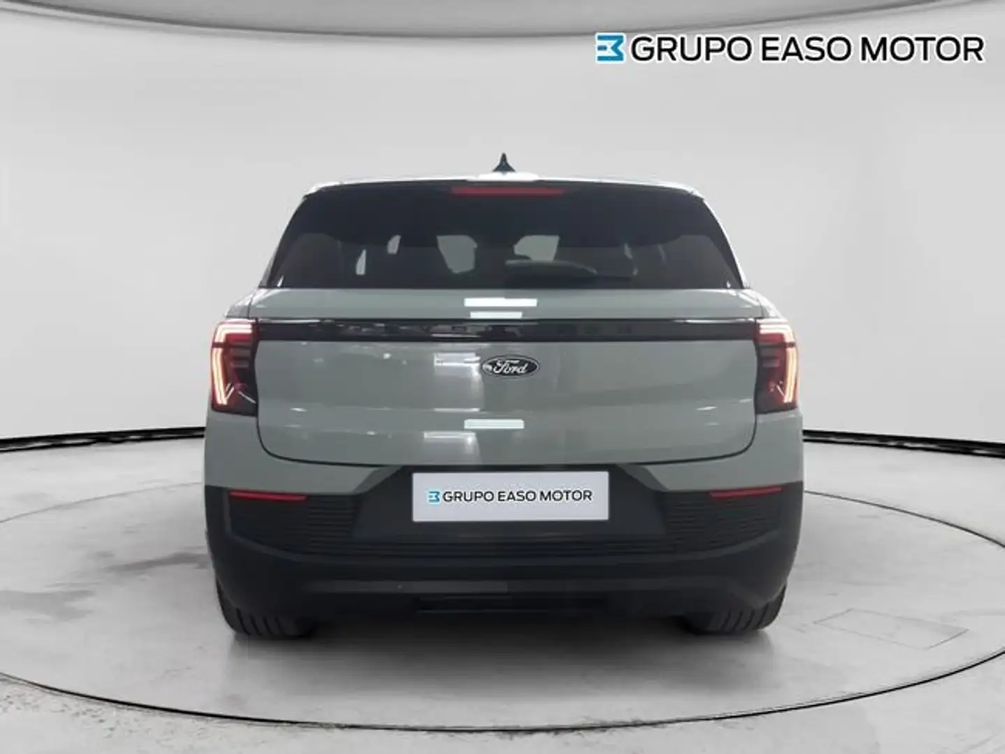 2026 Ford Explorer, 1 km, Spanien — Foto 4 z 12