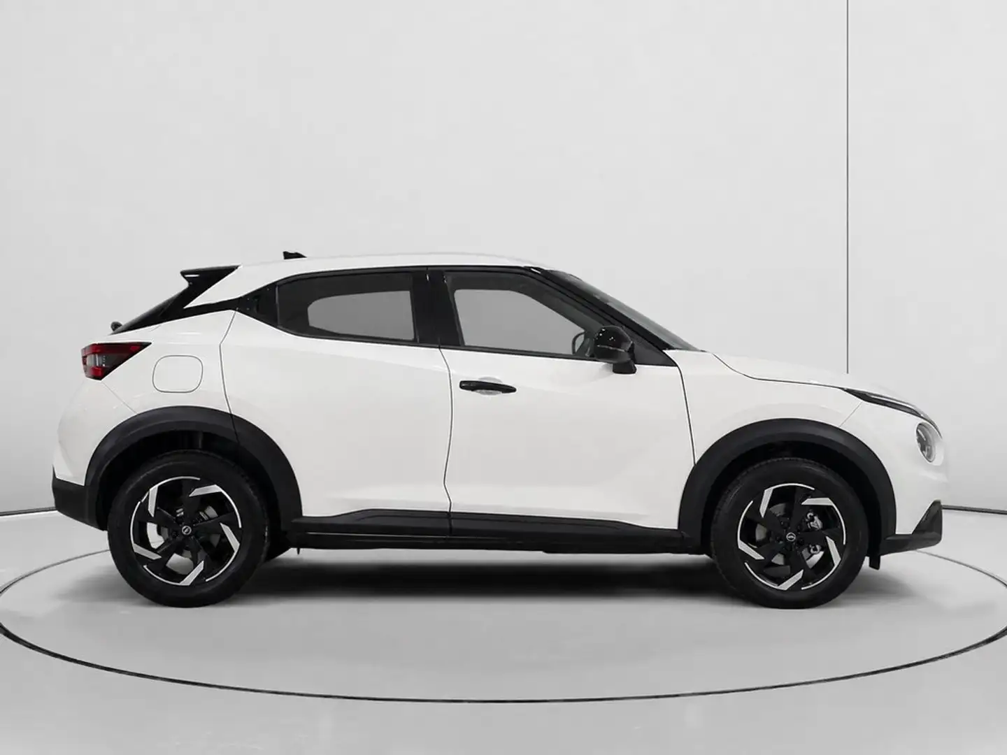 2026 Nissan Juke, 2.575 km, Spanien — Foto 2 z 12