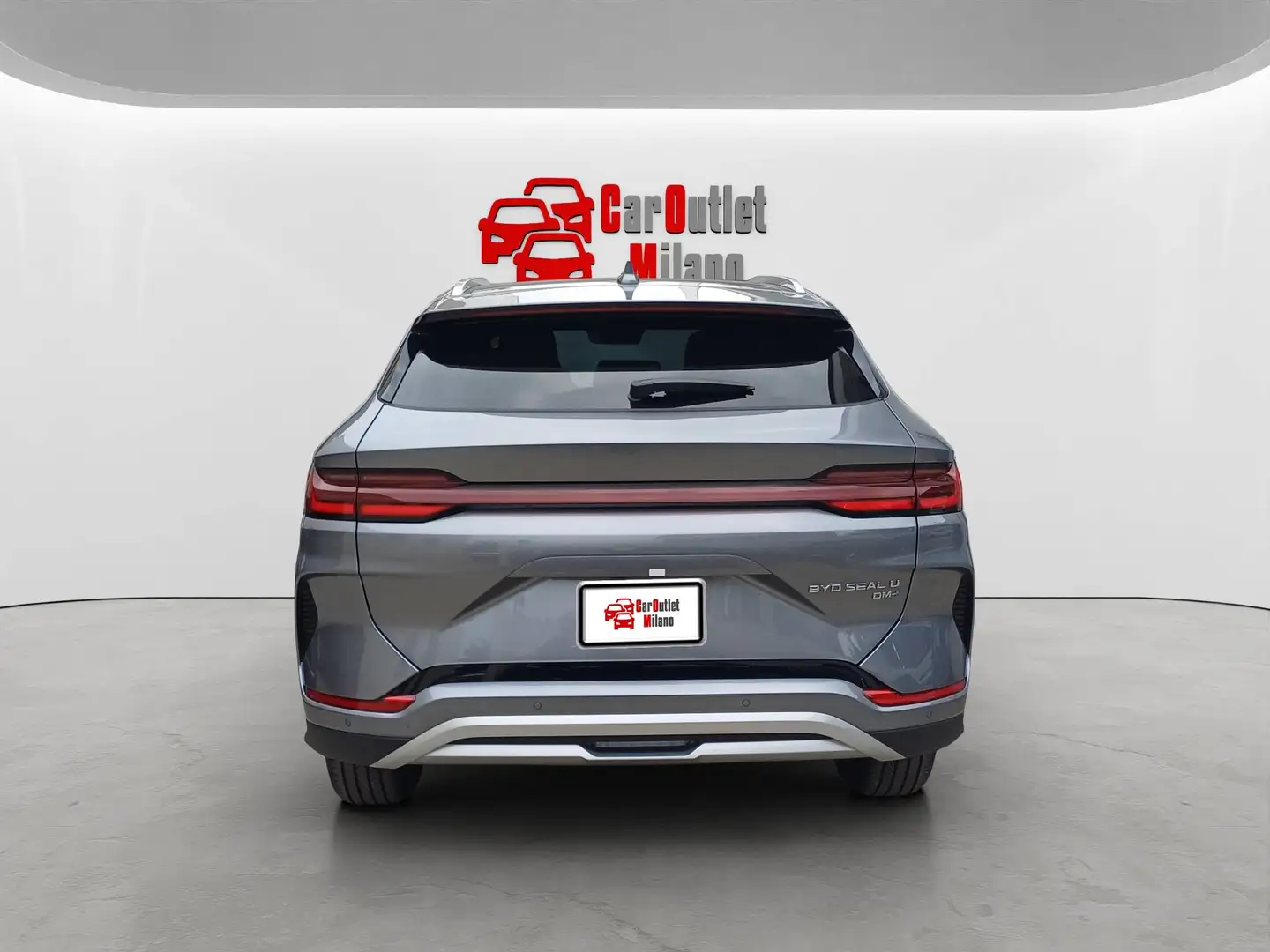 2026 BYD Seal U, 1 km, Italien — Foto 4 z 12