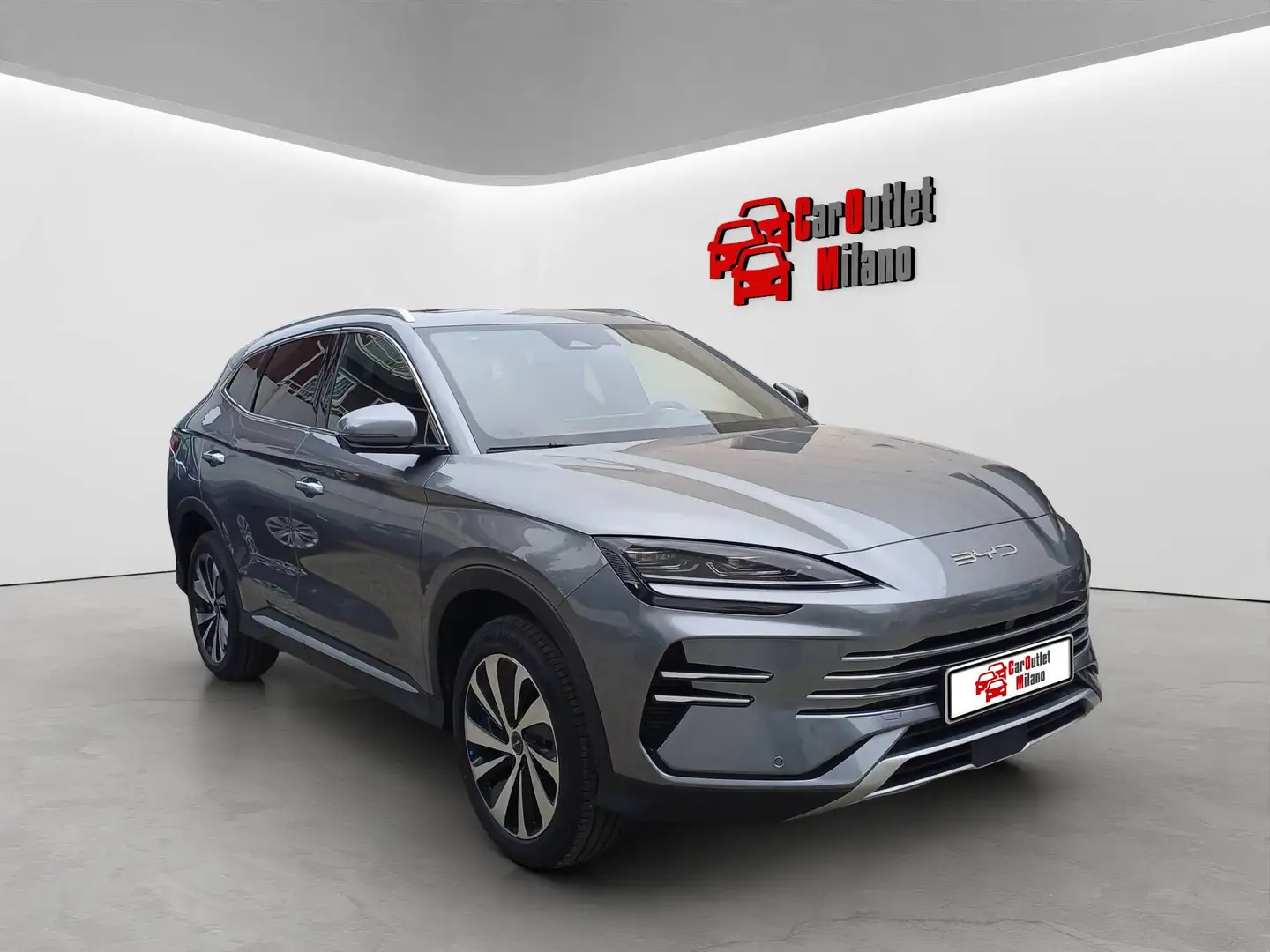 2026 BYD Seal U, 1 km, Italien — Foto 7 z 12