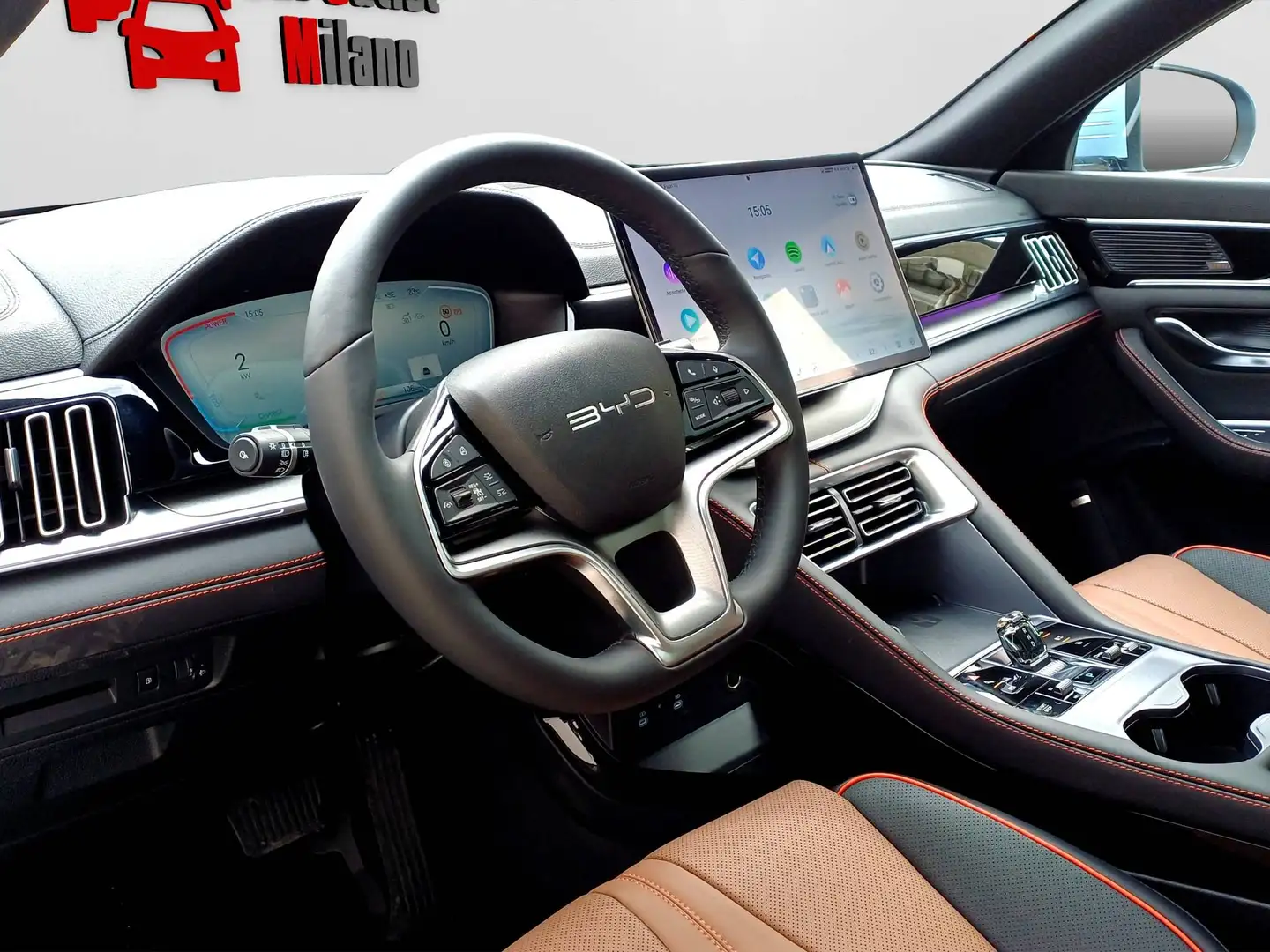 2026 BYD Seal U, 1 km, Italien — Foto 8 z 12