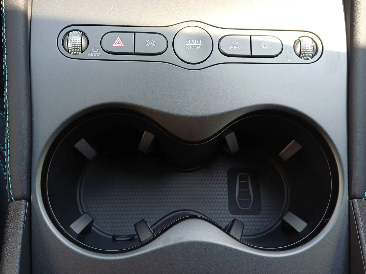 2026 BYD Seal U, 1 km, Italien — Foto 11 z 12