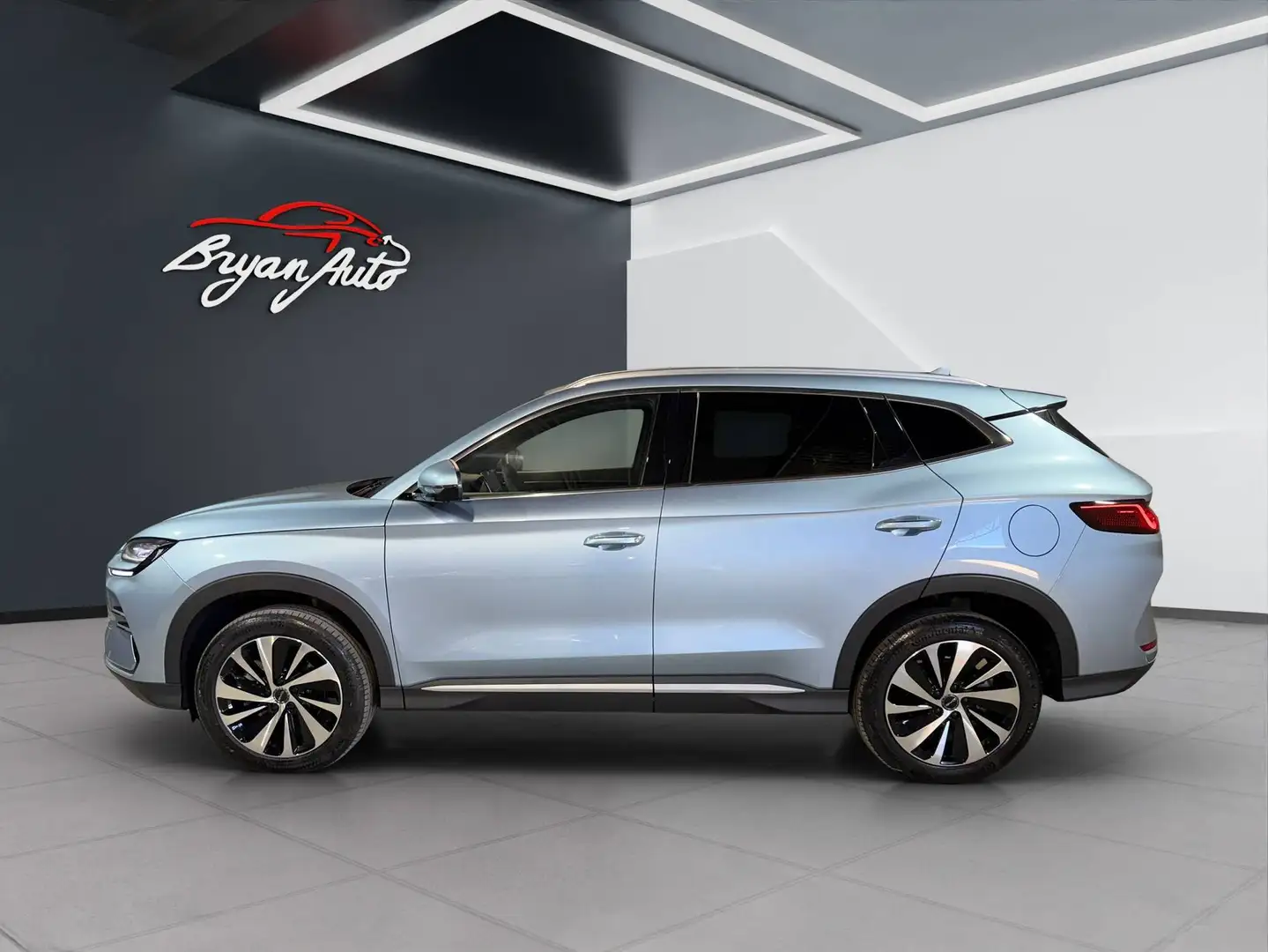 2026 BYD Seal U, 1 km, Italien — Foto 6 z 12