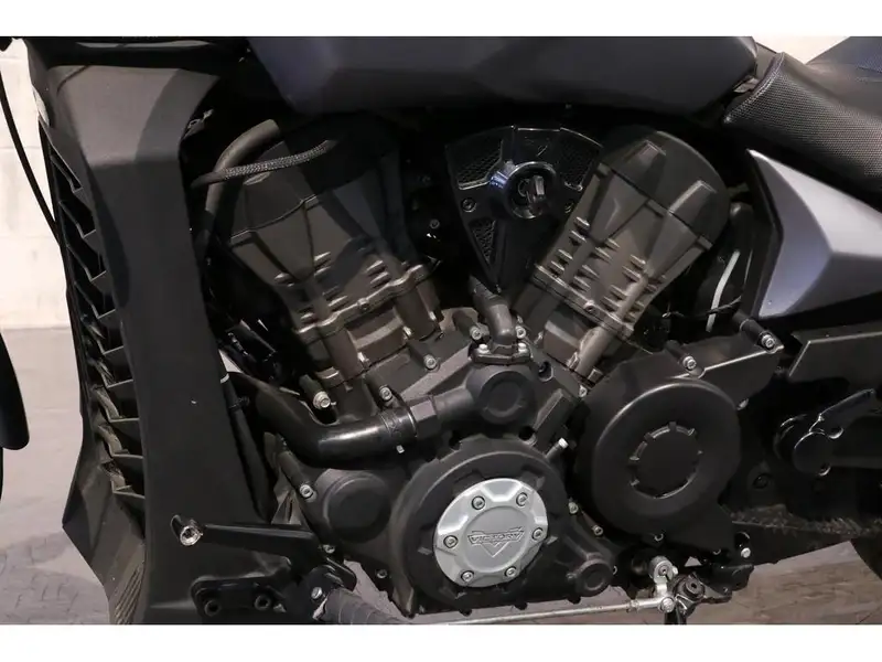 2017 Victory Unspecified, grau, Import Kanada — Foto 10 z 12