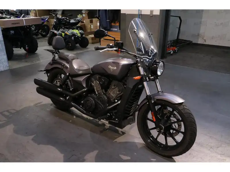 2017 Victory Unspecified, grau, Import Kanada — Foto 11 z 12