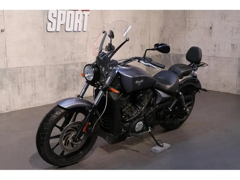 2017 Victory Unspecified, grau, Import Kanada — Foto 2 z 12