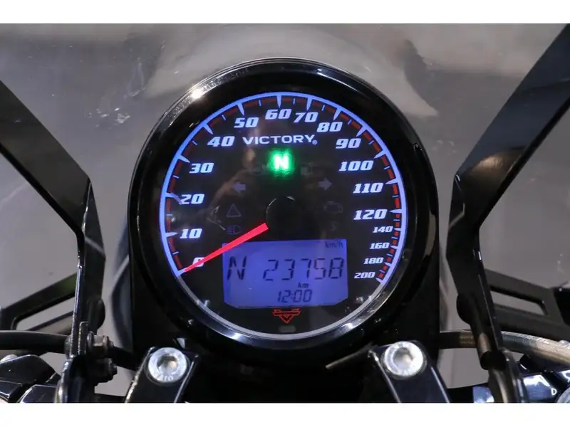 2017 Victory Unspecified, grau, Import Kanada — Foto 7 z 12