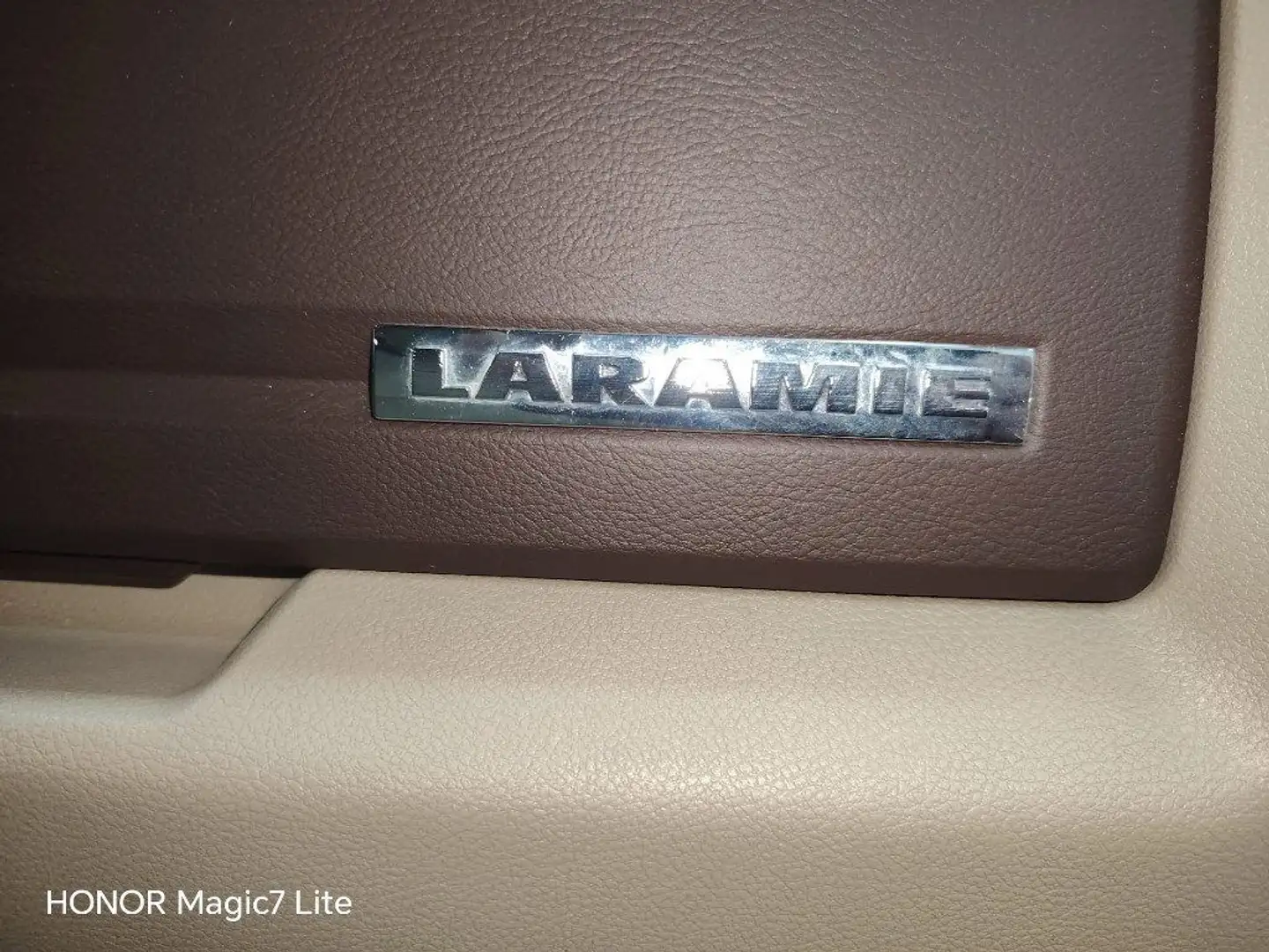 2015 RAM 1500, 120.000 km, Italien — Foto 9 z 12