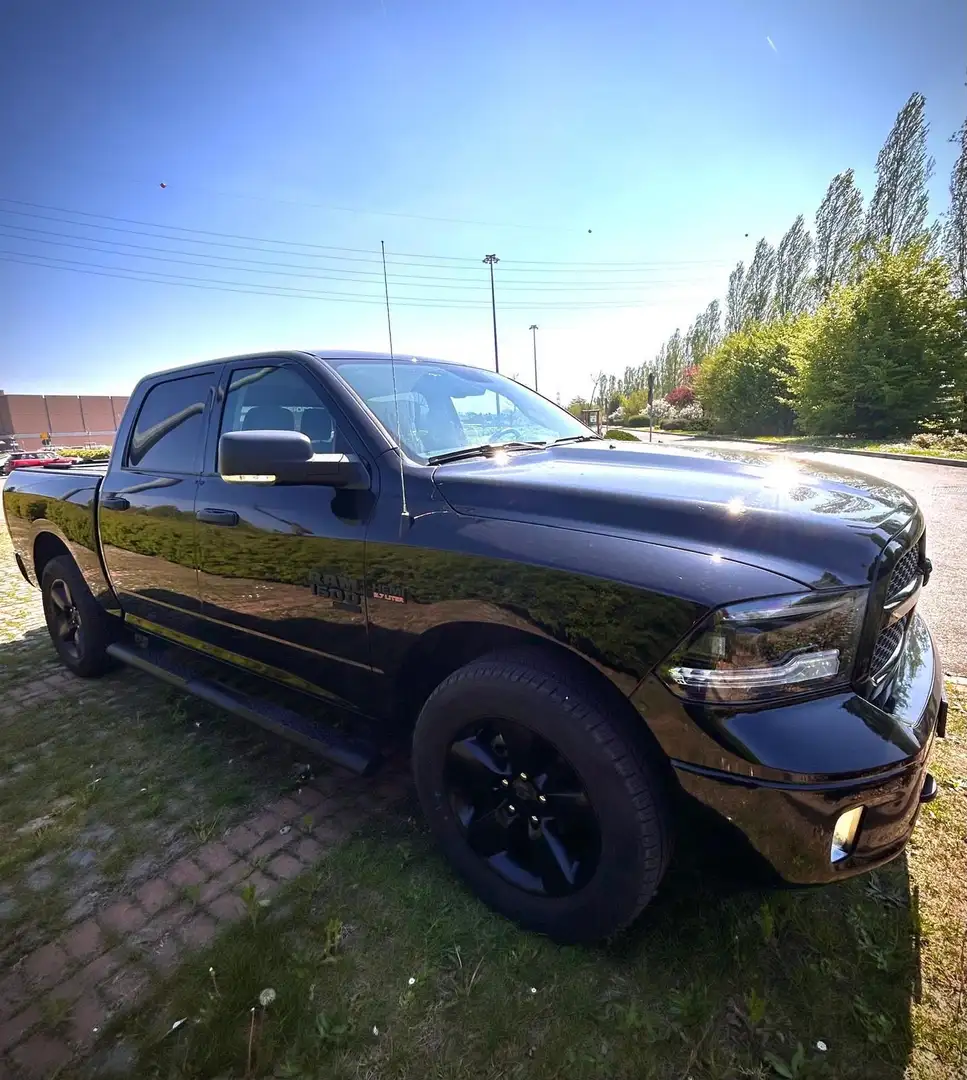2023 RAM 1500, 17.000 km, Italien — Foto 1