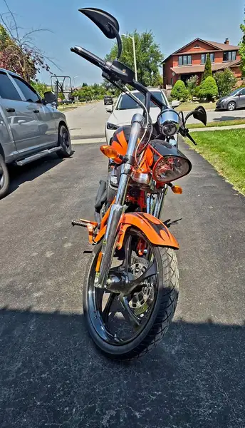 2013 Victory Jackpot, orange, 13.000 km, Import Kanada — Foto 1