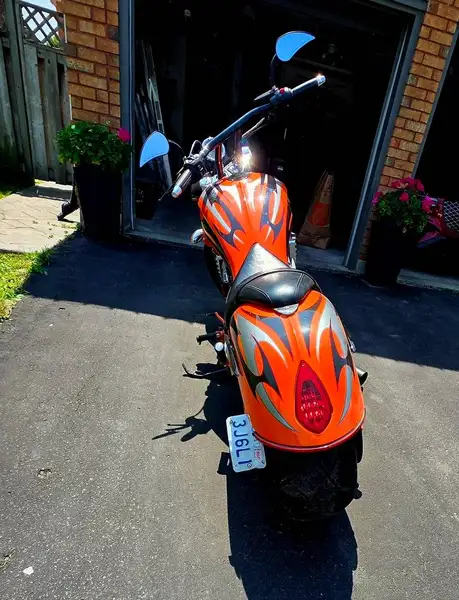 2013 Victory Jackpot, orange, 13.000 km, Import Kanada — Foto 9 z 9