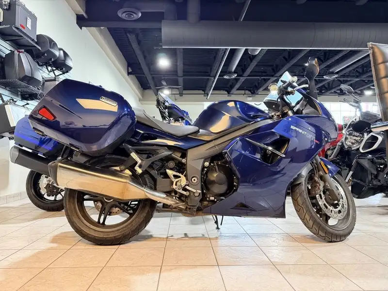 2011 Triumph Sprint, 58.418 km, Import Kanada — Foto 1