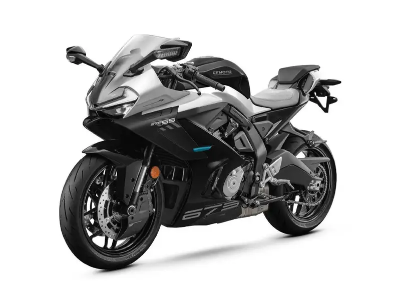 2027 CFMOTO 675SS, schwarz, Import Kanada — Foto 1