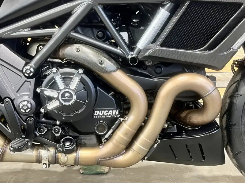 2017 Ducati Diavel, schwarz, 42.259 km, Import Kanada — Foto 12 z 12