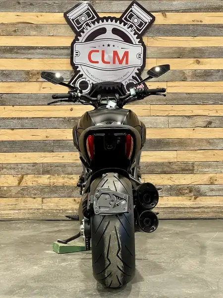 2017 Ducati Diavel, schwarz, 42.259 km, Import Kanada — Foto 7 z 12