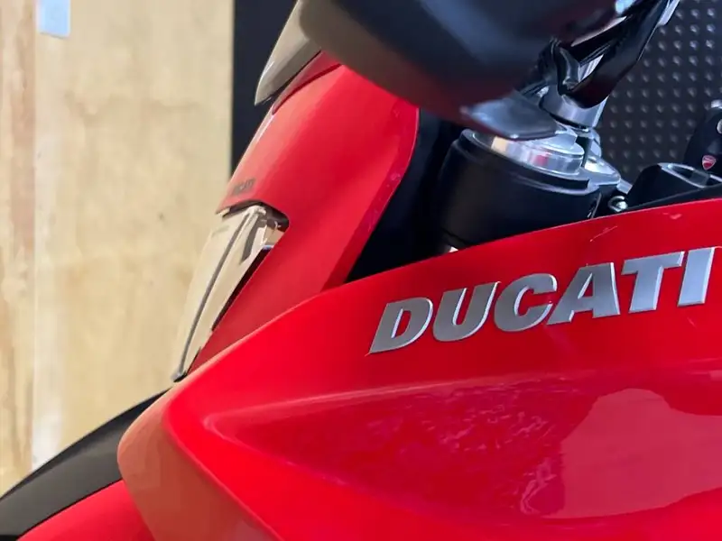 2015 Ducati Hyperstrada, rot, 6.100 km, Import Kanada — Foto 2 z 10