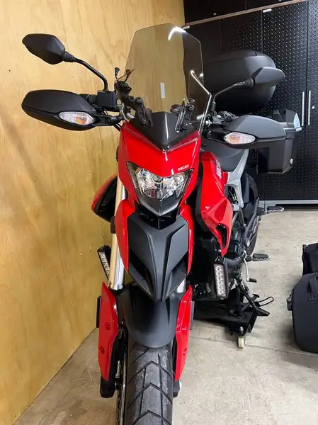 2015 Ducati Hyperstrada, rot, 6.100 km, Import Kanada — Foto 4 z 10
