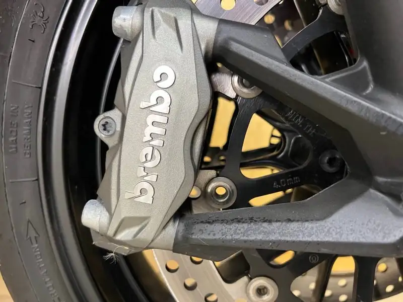2015 Ducati Hyperstrada, rot, 6.100 km, Import Kanada — Foto 5 z 10