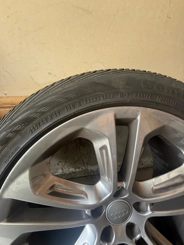 tire and rims, Import Kanada — Foto 3 z 3
