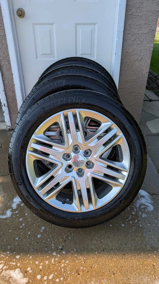 GMC 20" OE wheels, Import Kanada — Foto 1 | AMECAR GMC 20" OE wheels, Import Kanada — Foto 1