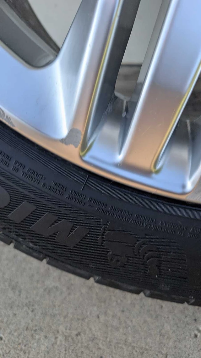 GMC 20" OE wheels, Import Kanada — Foto 3 z 5