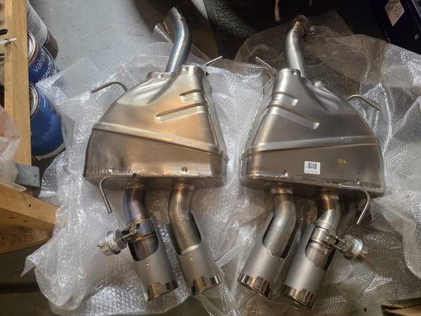 Genuine Original Jaguar F-Type SVR pár Titanium Mufflers, Import USA — Foto 1