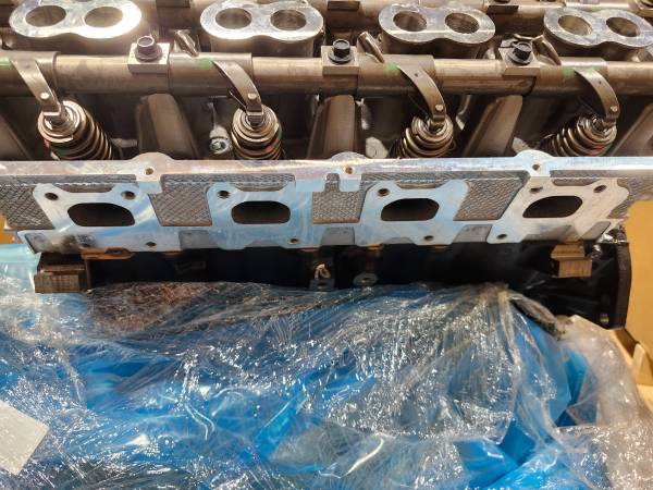 Brand nový 5.7L V8 Hemi Long Block Engine OE Mopar 68409309AA NON-MDS, Import USA — Foto 11 z 12