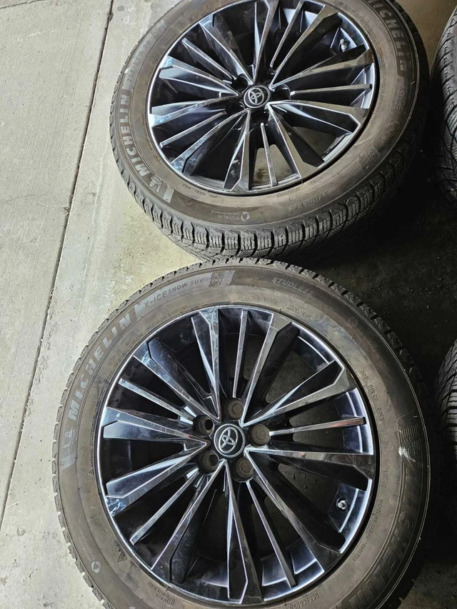 Toyota Grand highlander Michelin winter tires with rims, Import Kanada — Foto 1 | AMECAR Toyota Grand highlander Michelin winter tires with rims, Import Kanada — Foto 1