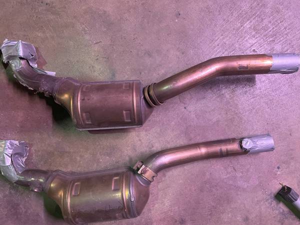 Porsche OE Genuine 996.2 911 GT3 Exhaust Midpipe Link Pipe Crossover, Import USA — Foto 1