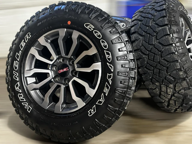 1995–2026 Silverado/Sierra/Escalade LT275/70R18E Goodyear Tires, Import Kanada — Foto 1