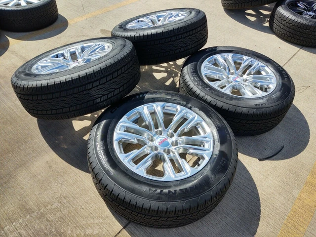 1995–2026 Silverado/Sierra/Escalade 20” Rims & Continental Tires, Import Kanada — Foto 1