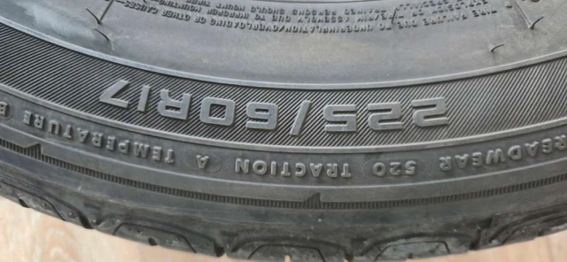 sada 4 Firestone Destination LE2 225 / 60 R17., Import Kanada — Foto 1