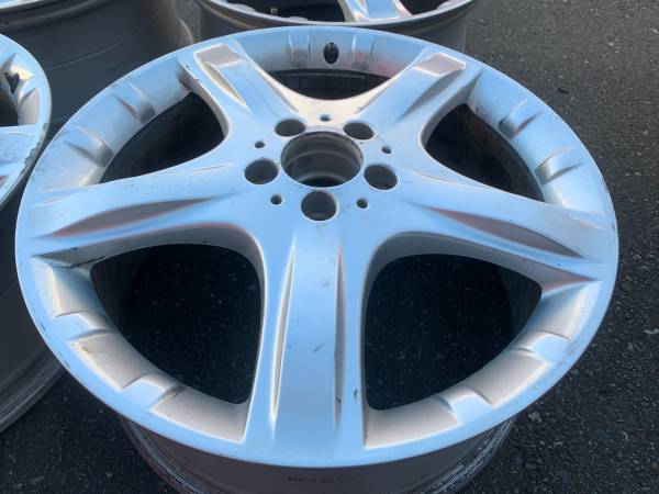 sada OE Mercedes Benz 19X8" ET67 rims good cond ML /R Class, Import Kanada — Foto 4 z 5