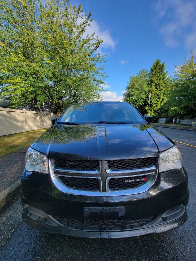 2018 Dodge Grand Caravan – Original Owner – Roof Cargo Rack, Import Kanada — Foto 1