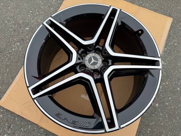 1 X single OE Factory Benz 21X10 přední AMG wheel for GLS450/580, Import Kanada — Foto 1